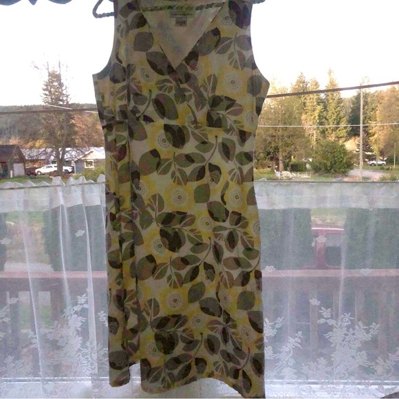 Green Sleeveless V-Neck Midi Sundress by Bianca Nygard . Size 8 - like new - Picture 8 of 8